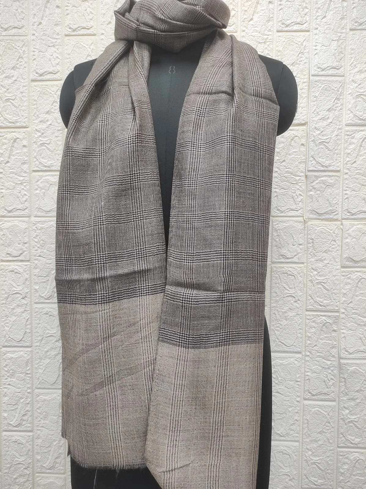 Fine Wool Stoles – pattern 2