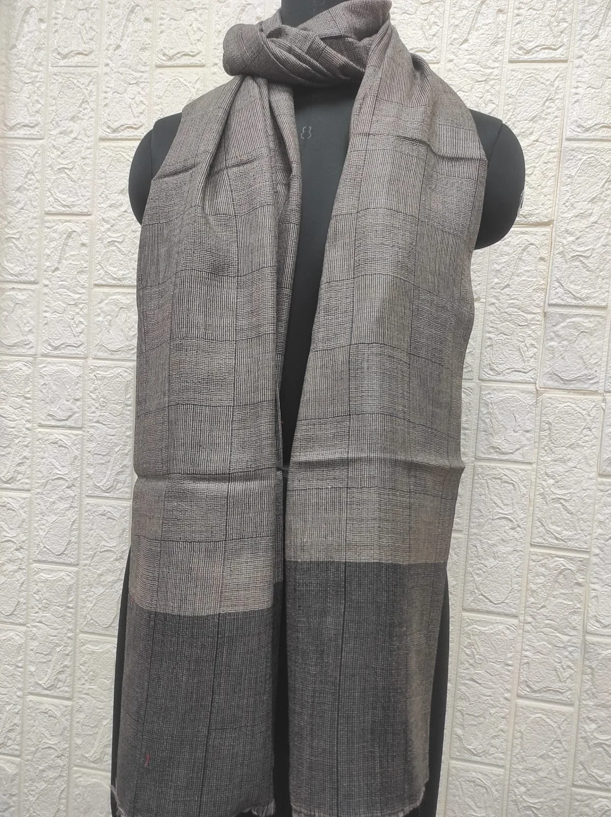 Fine Wool Stoles – pattern 4